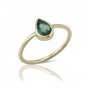 Emerald wire Ring